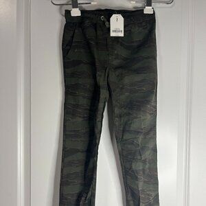 Boys Camo Joggers Size 7 NWT